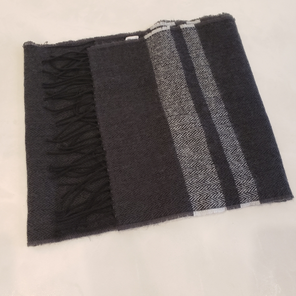 Old Navy Grey Scarf with Stripe Detail